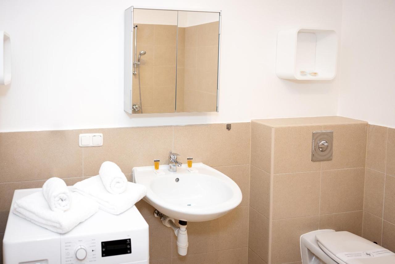Premium 80 M2 Apartment - Free Parking Wien Exterior foto